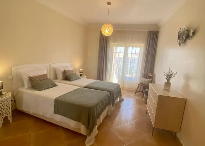 Sunbliss - Praia, Piscina E Localizacao アパート *