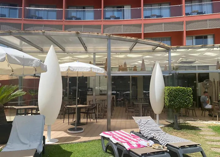 Sunbliss - Praia, Piscina E Localizacao アルブフェイラ