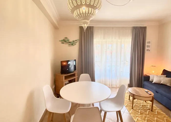 Sunbliss - Praia, Piscina E Localizacao